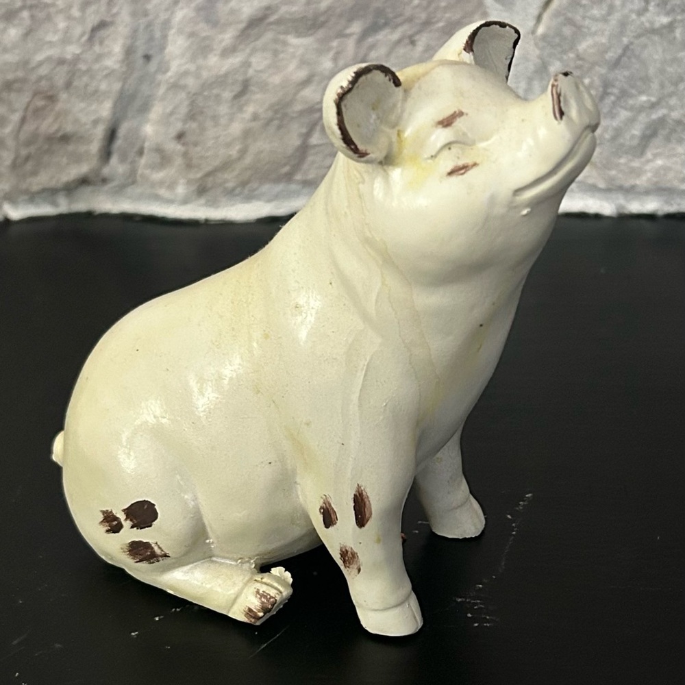 Farm Pig Made of Resin